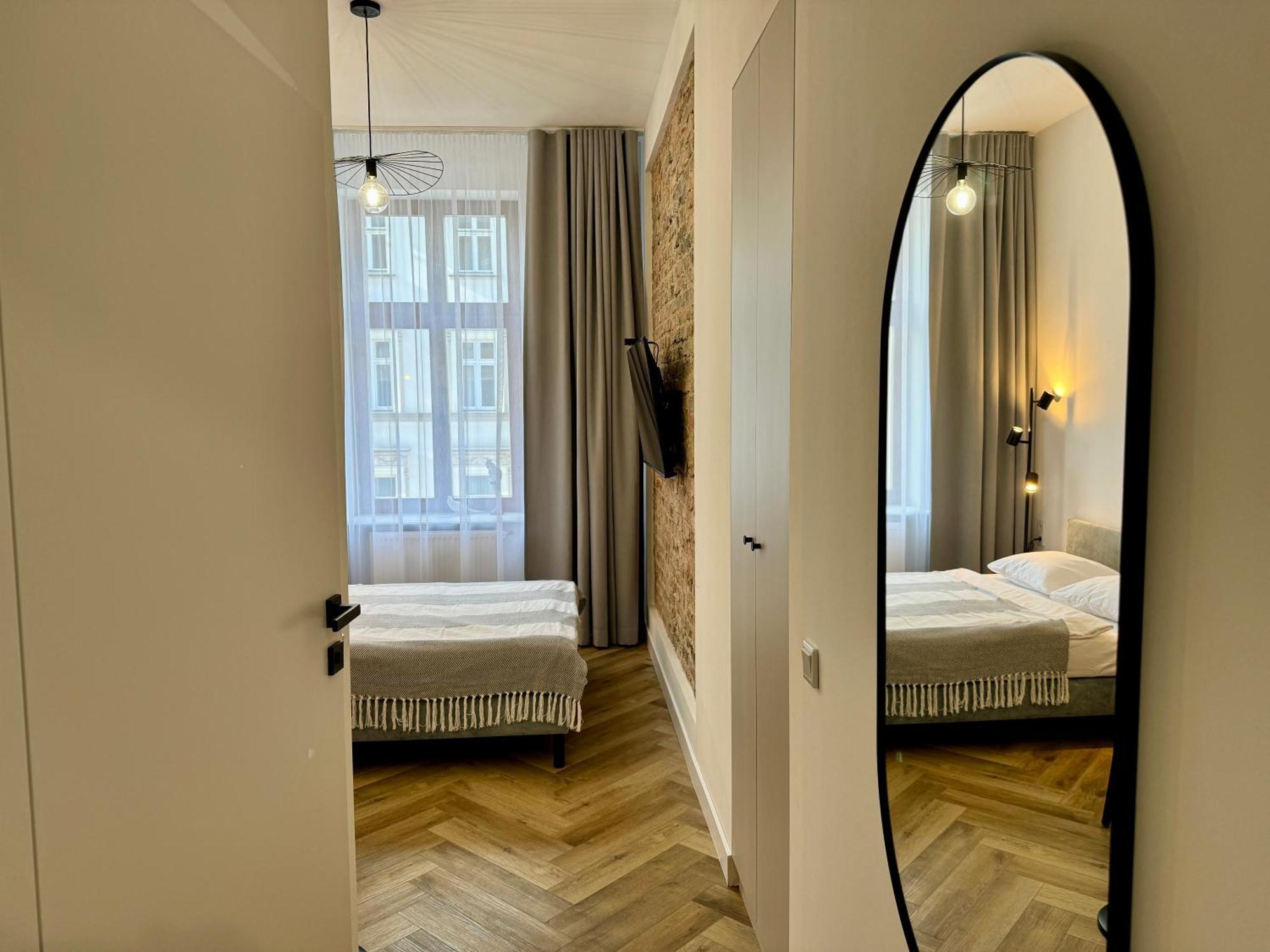 Appartement Przystanek Katowice Mariacka 7 Extérieur photo